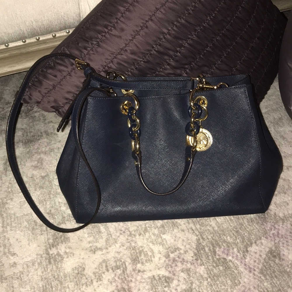 In great condition Michael Kors bag